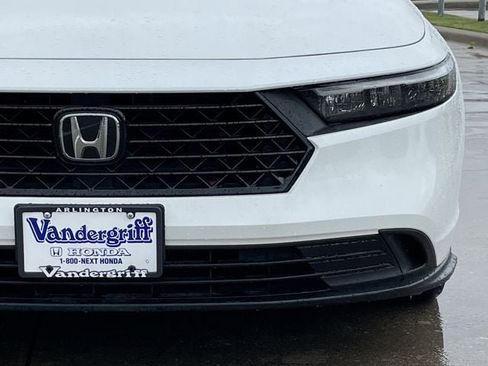 Used 2023 Honda Accord Sport image 8