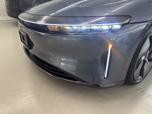 Used 2024 Lucid Air Touring AWD/4WD image 23