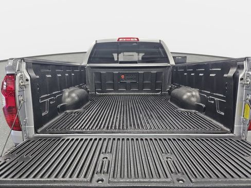 Used 2014 Toyota Tundra SR5 w/ SR5 Upgrade Package RWD image 14
