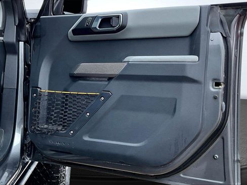 Used 2021 Ford Bronco Badlands image 25