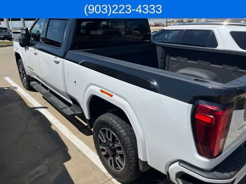 Used 2020 GMC Sierra 2500 AT4 w/ AT4 Premium Package AWD/4WD image 4