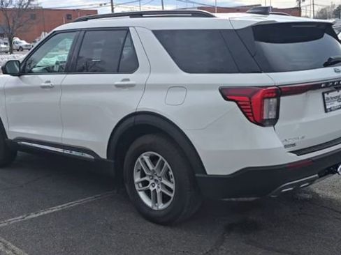 New 2025 Ford Explorer Active w/ Active Comfort Package RWD image 7