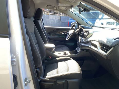 Used 2022 GMC Terrain SLE w/ Elevation Edition AWD/4WD image 18