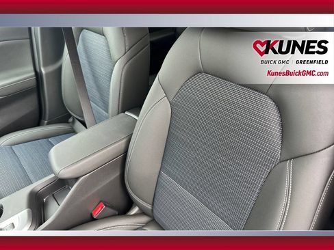 New 2026 Buick Envista Sport Touring w/ Convenience I Package FWD image 21