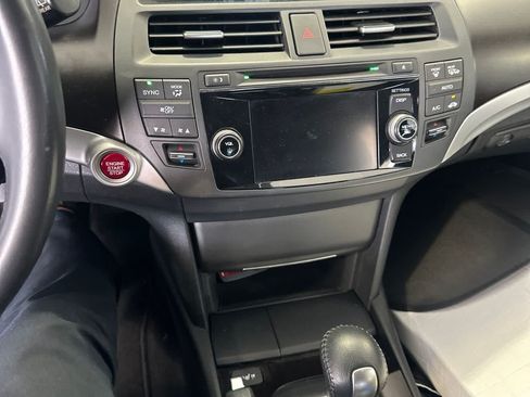 Used 2014 Honda Crosstour EX-L image 3