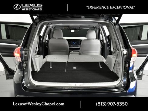 Used 2018 Toyota Highlander XLE image 17