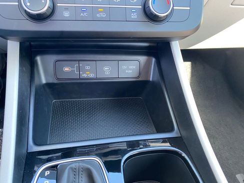 New 2026 Hyundai Tucson SE image 17