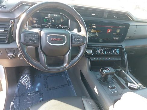 Used 2023 GMC Sierra 1500 AT4 w/ AT4 Premium Package image 15