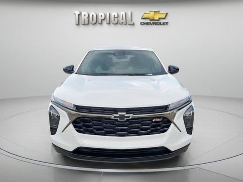 New 2026 Chevrolet Trax RS image 8