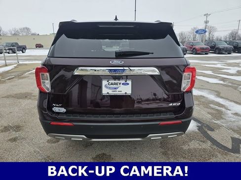 Used 2023 Ford Explorer XLT w/ Equipment Group 202A image 8