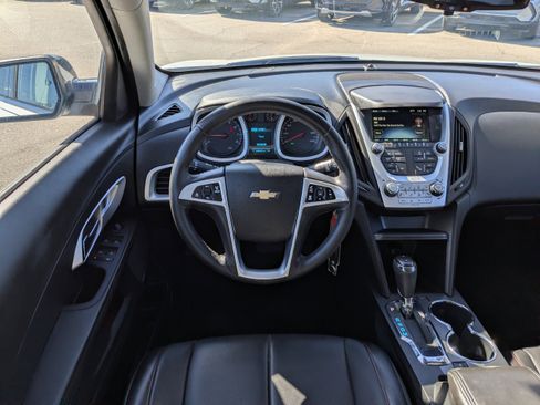 Used 2017 Chevrolet Equinox LT w/ Sport Edition image 16