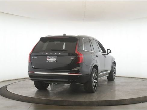 Used 2026 Volvo XC90 B5 Core image 7