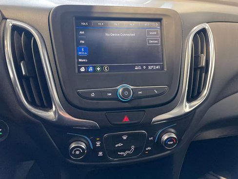 Used 2021 Chevrolet Equinox LT image 30