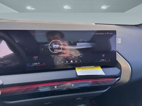 Used 2025 BMW X3 xDrive30i w/ Convenience Package image 32