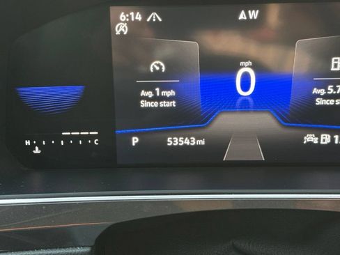 Used 2022 Volkswagen Tiguan SE AWD/4WD image 24