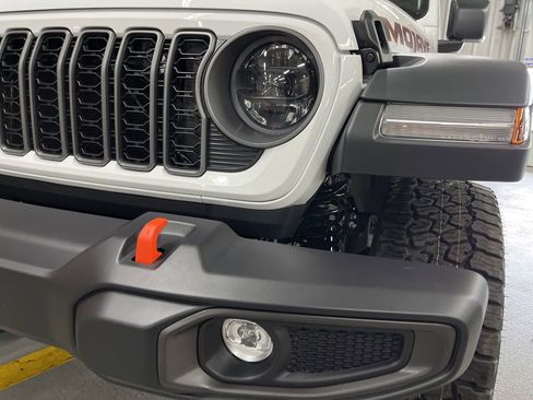 New 2026 Jeep Gladiator Mojave AWD/4WD image 10