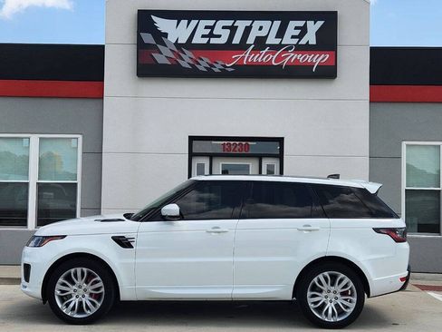 Used 2018 Land Rover Range Rover Sport Supercharged AWD/4WD image 31