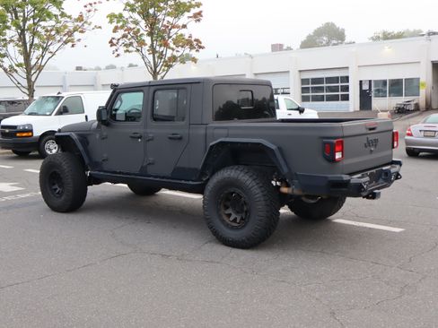 Used 2022 Jeep Gladiator Sport AWD/4WD image 8