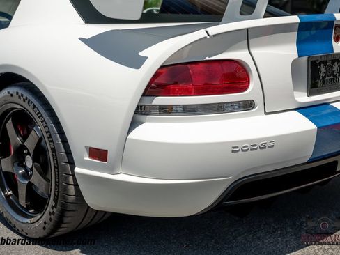 Used 2009 Dodge Viper ACR RWD image 40