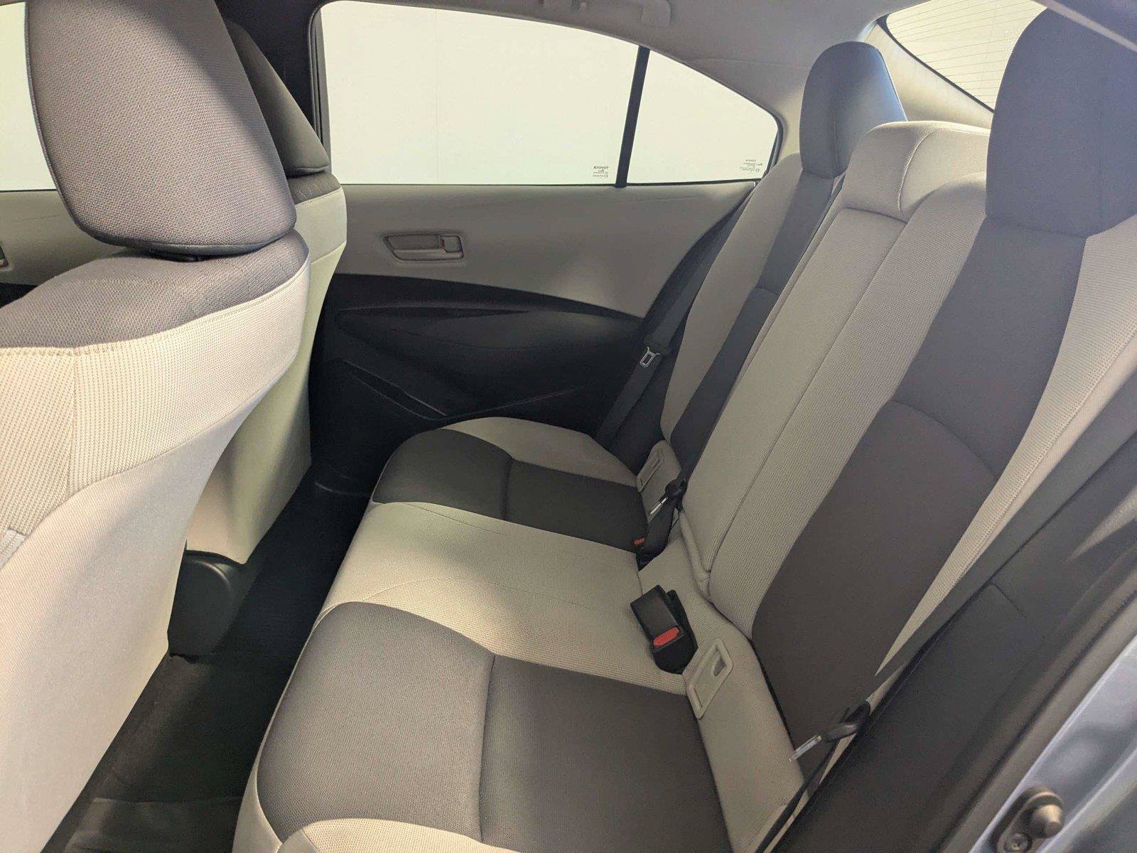 Used 2024 Toyota Corolla LE FWD image 33