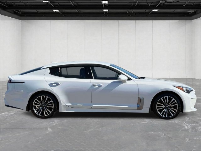 Used 2019 Kia Stinger AWD/4WD image 4