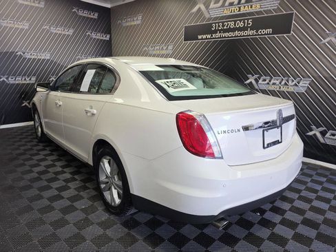 Used 2009 Lincoln MKS AWD image 8