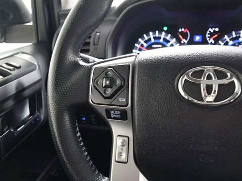 Used 2016 Toyota 4Runner Limited image 28