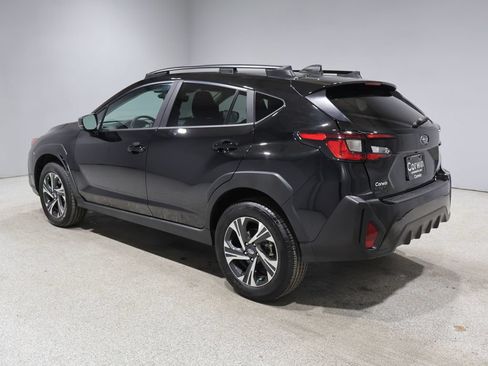 Used 2026 Subaru Crosstrek 2.5i Premium AWD/4WD image 4