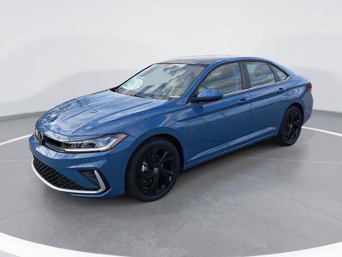 New 2026 Volkswagen Jetta SE image 7