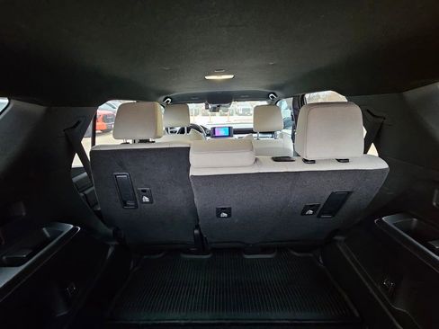 Used 2025 Toyota 4Runner SR5 image 11