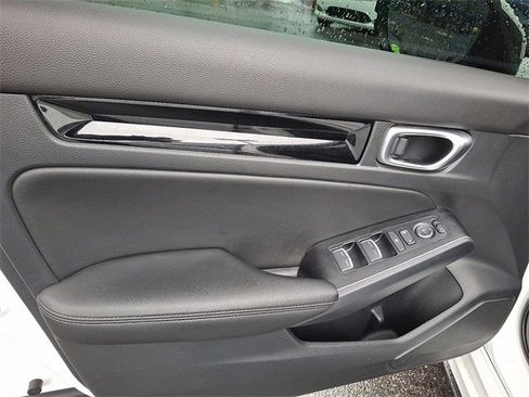 Used 2024 Honda Civic Sport Touring image 11