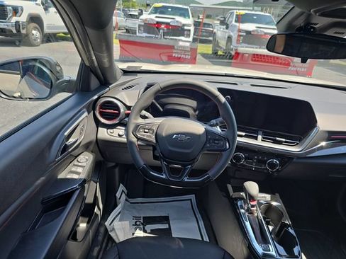 New 2026 Chevrolet Trax RS w/ Driver Confidence Package FWD image 12