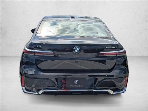 New 2026 BMW i7 xDrive60 image 7