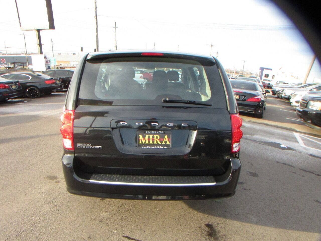 Used 2013 Dodge Grand Caravan American Value Package FWD image 4