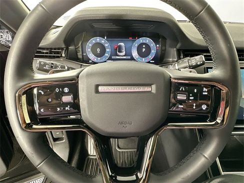Used 2025 Land Rover Range Rover Evoque S image 21