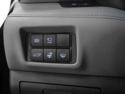 Used 2020 Toyota Highlander Platinum AWD/4WD image 29