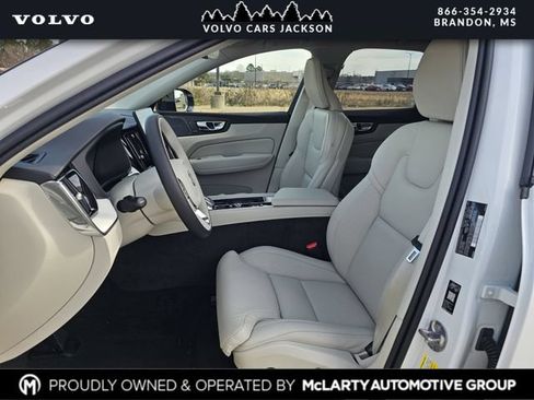 New 2026 Volvo XC60 B5 Ultra w/ Protection Package Premier AWD/4WD image 10