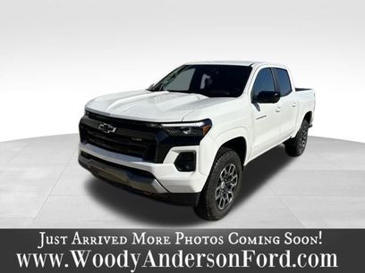 Used 2024 Chevrolet Colorado Z71 w/ Z71 Convenience Package 2