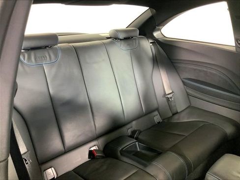 Used 2018 BMW M2 image 23