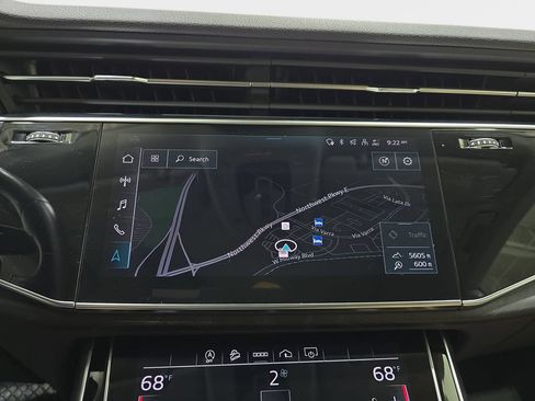 Used 2023 Audi Q8 Premium AWD/4WD image 25