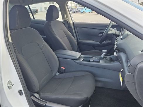 Used 2025 Nissan Sentra S image 15