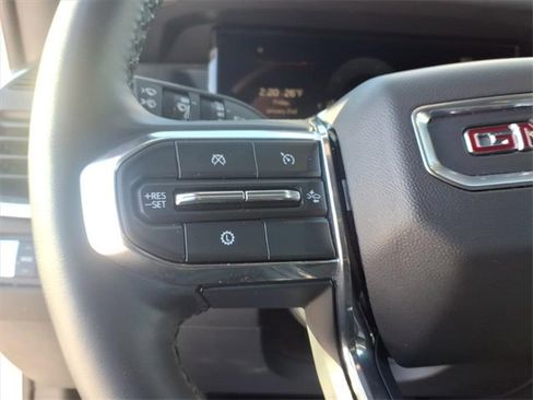 Used 2024 GMC Acadia Elevation image 16