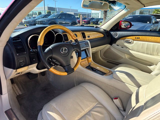 Used 2005 Lexus SC 430 Convertible RWD image 10