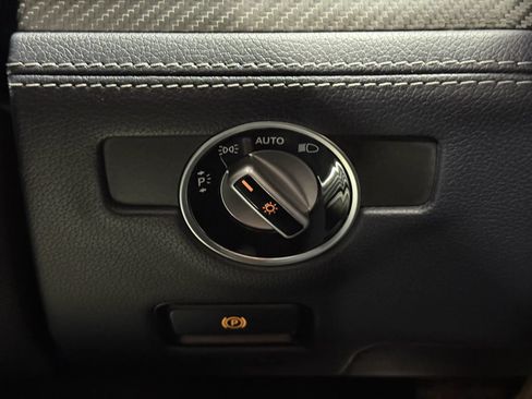 Used 2016 Mercedes-Benz SL 550 w/ Mille Miglia Edition image 40
