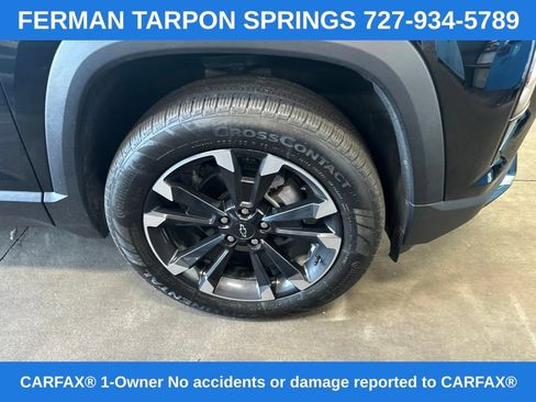 Used 2025 Chevrolet Equinox RS w/ Safety and Technology Package FWD image 3