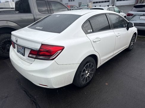 Used 2013 Honda Civic LX image 2