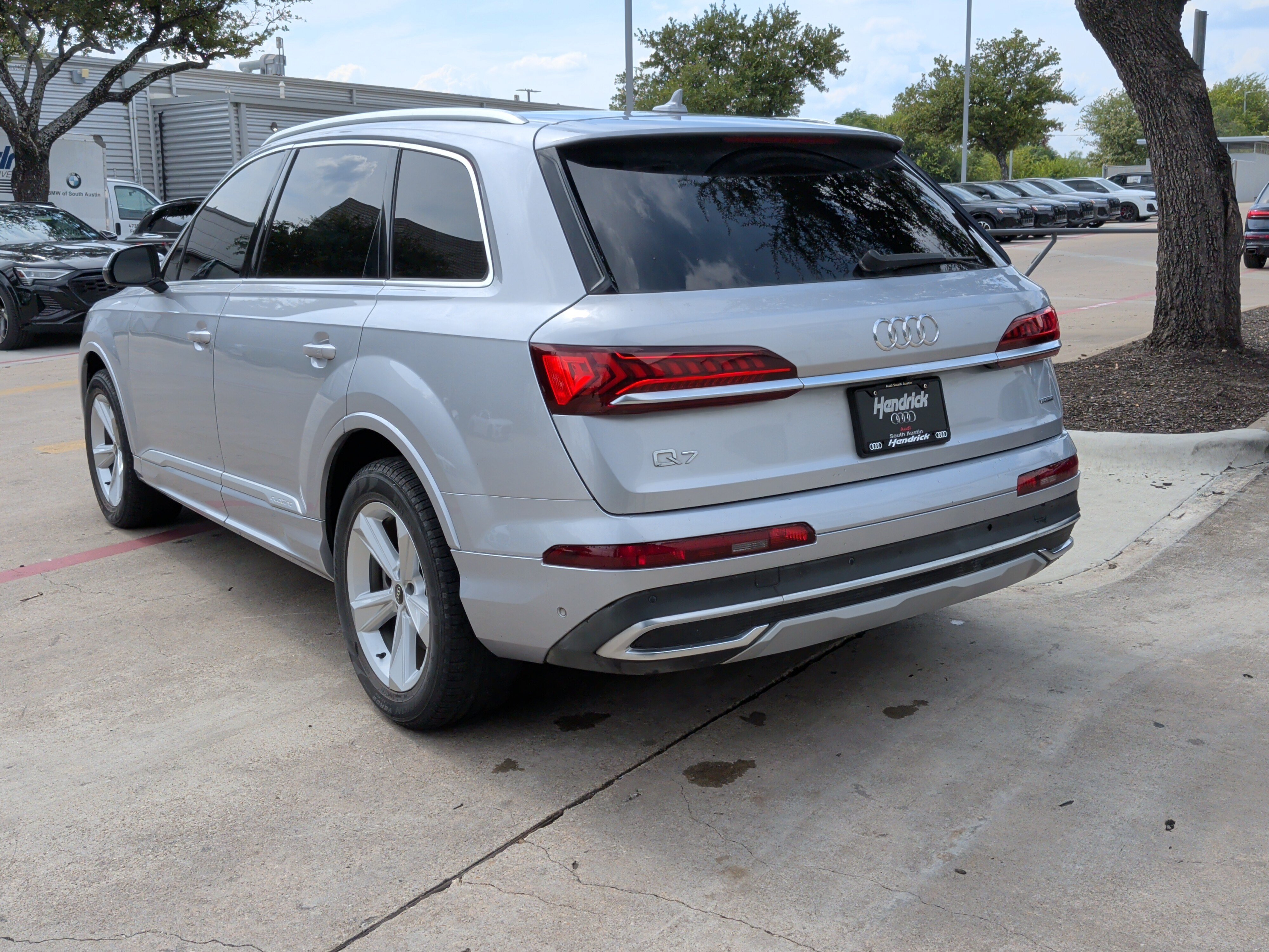 Used 2022 Audi Q7 2.0T Premium Plus w/ Premium Plus Package AWD/4WD image 8