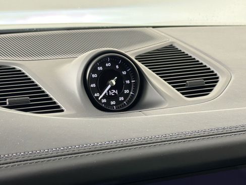 Certified 2024 Porsche Cayenne S AWD/4WD image 21