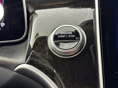 Certified 2026 Mercedes-Benz GLC 300 image 27