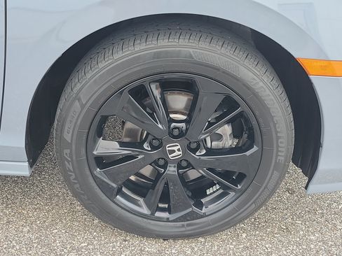 Certified 2024 Honda Odyssey Sport image 13